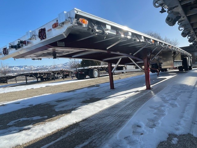 Home | Western Trailers